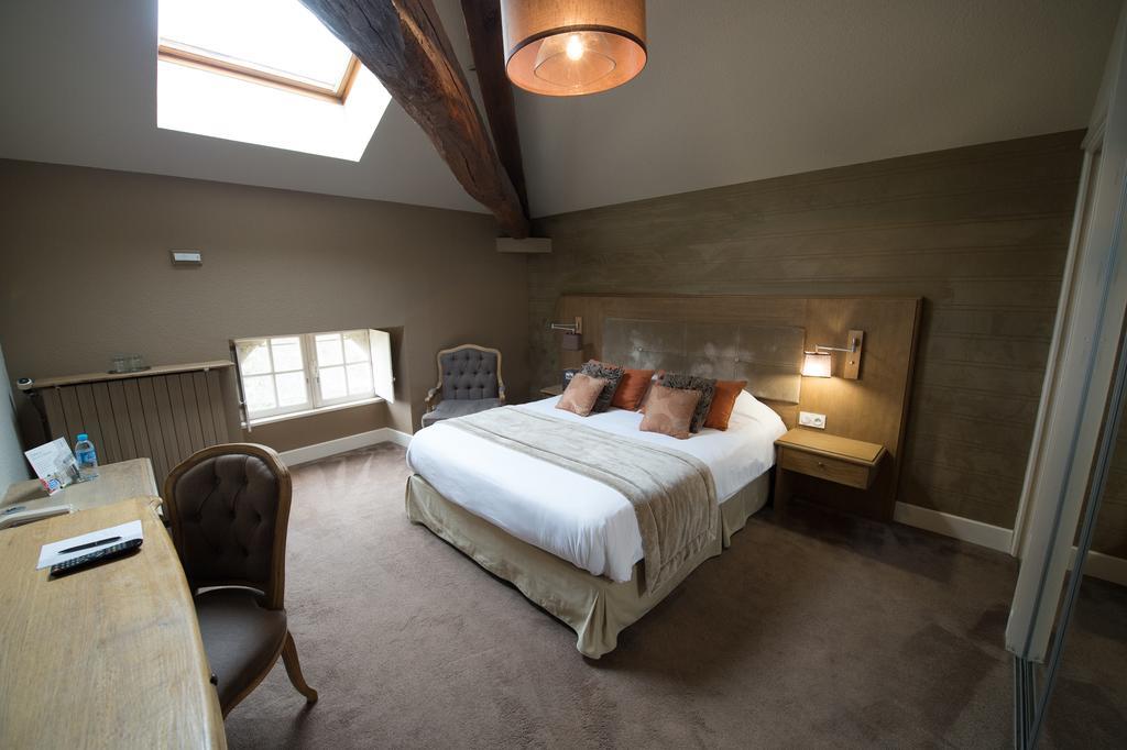 Chateau Du Clos De La Ribaudiere - Teritoria Chasseneuil-du-Poitou Room photo