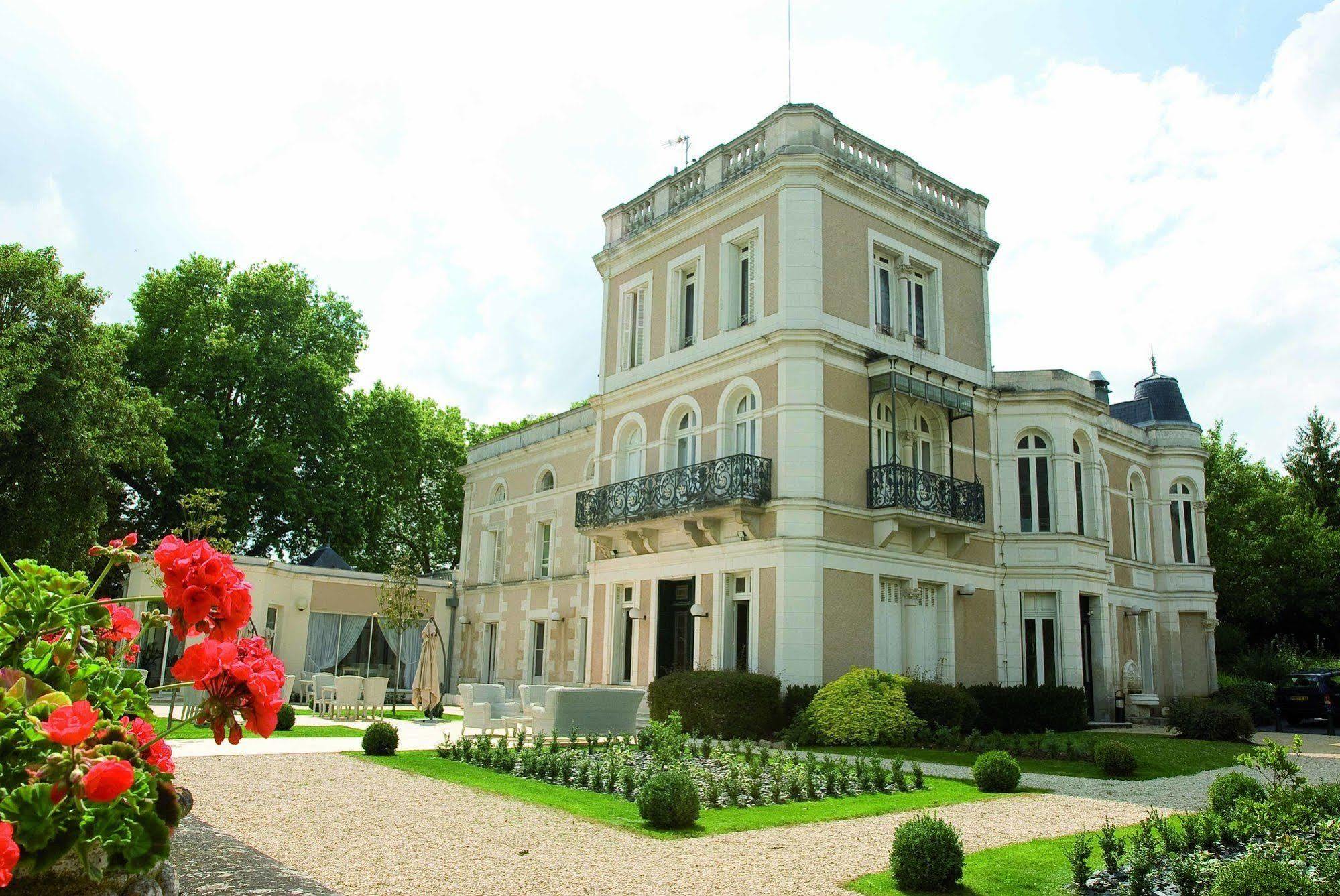 Chateau Du Clos De La Ribaudiere - Teritoria Chasseneuil-du-Poitou Exterior photo